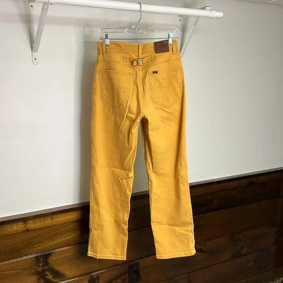 Lee Vintage Modern High Rise Relaxed Stovepipe Jean in Mustard Yellow- 28 - Picture 2 of 6
